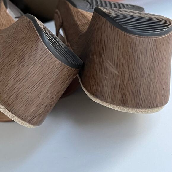 Dansko Sophie Sandals 9.5 Wedge Leather Clogs 40 Iridescent Neutral Boho Wedges - Picture 13 of 16